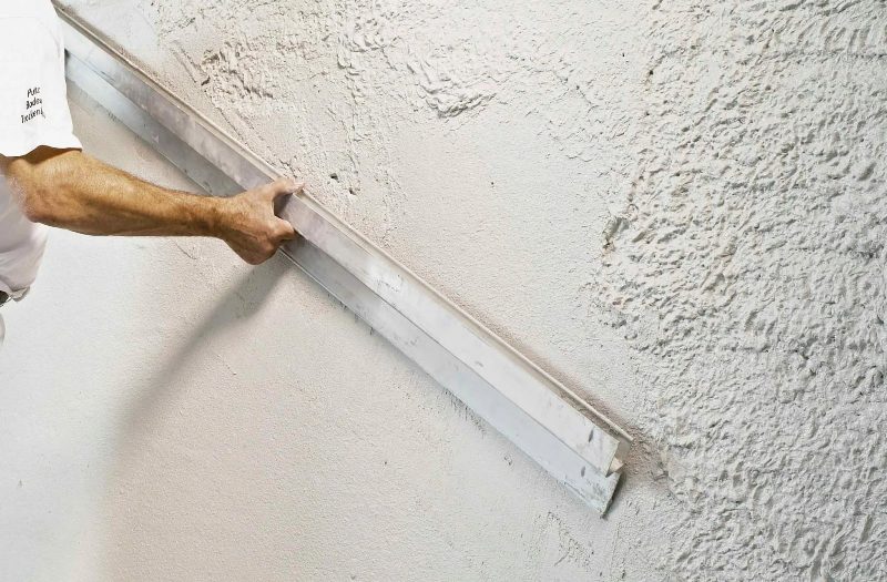 Как выровнять стены перед покраской самостоятельно